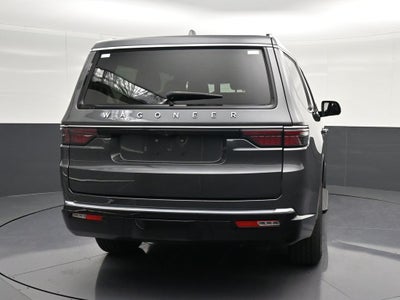 2023 Jeep Wagoneer Base