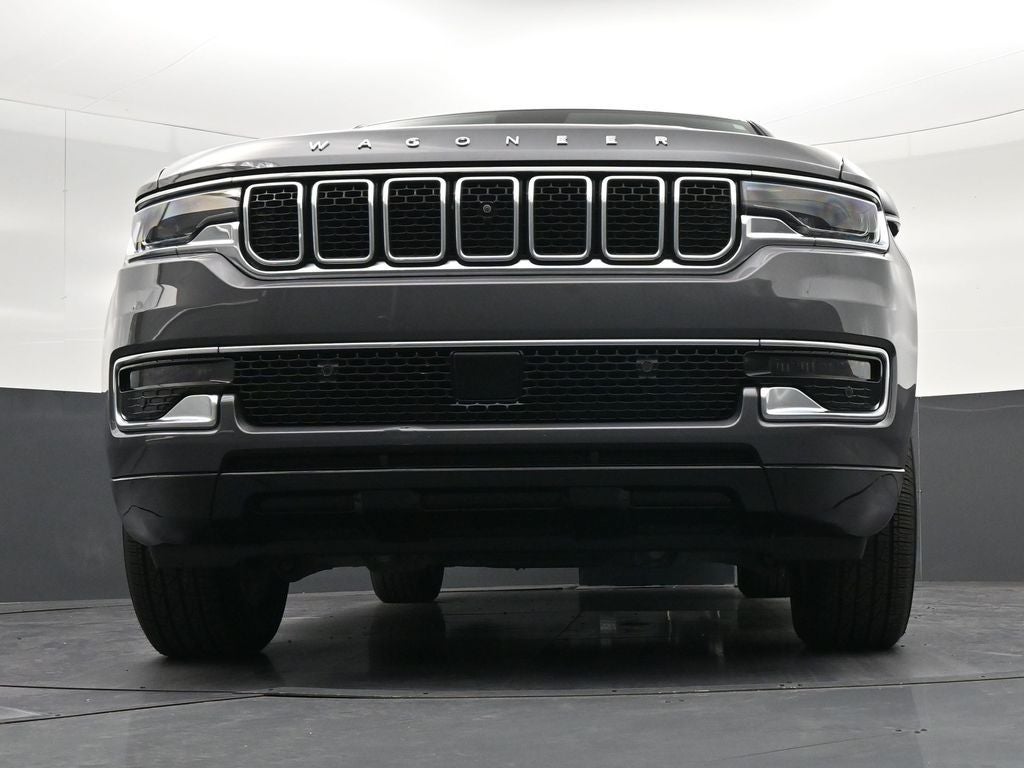 2023 Jeep Wagoneer Base