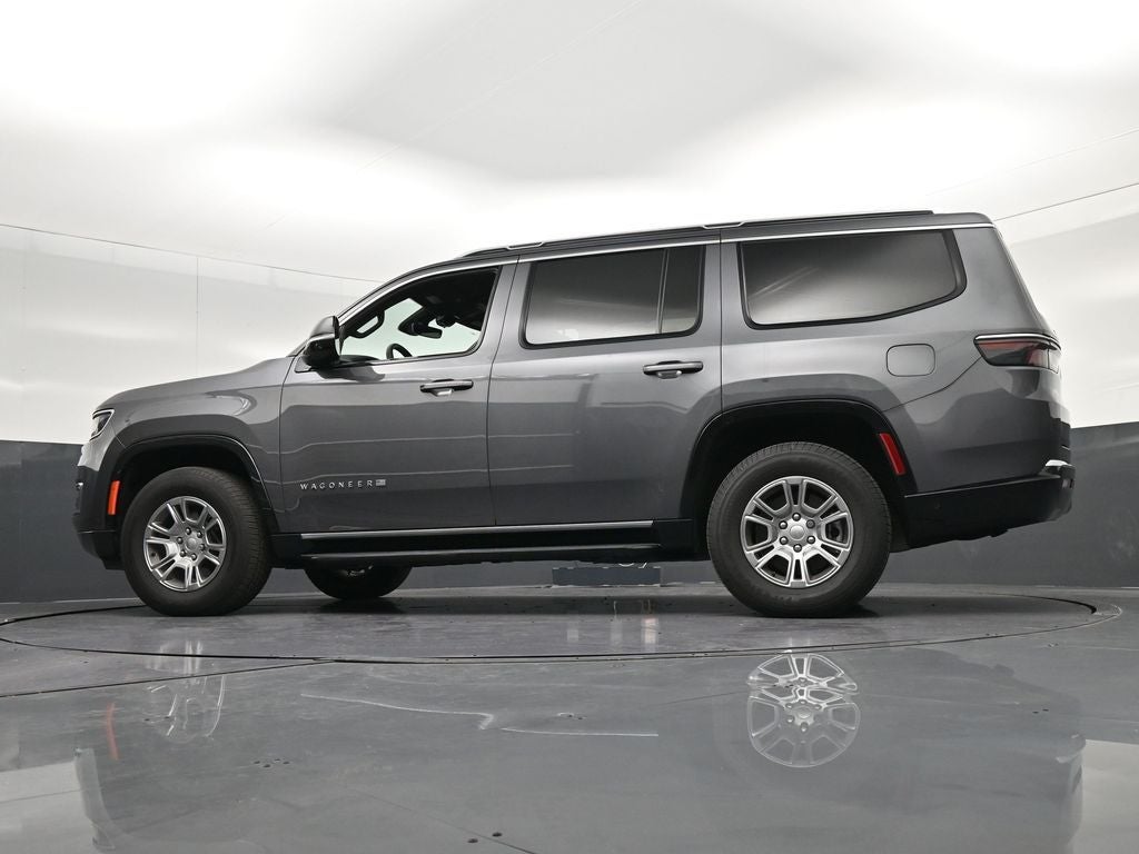 2023 Jeep Wagoneer Base