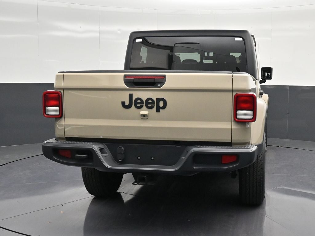 2022 Jeep Gladiator Altitude