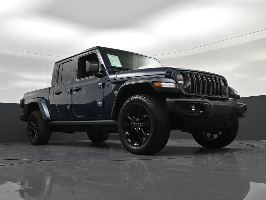 2025 Jeep Gladiator Nighthawk