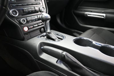 2016 Ford Mustang V6