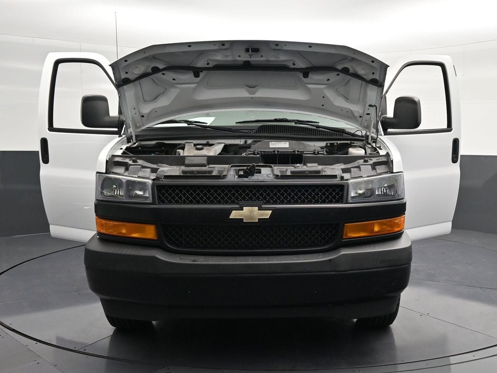 2022 Chevrolet Express 3500 Work Van Cargo