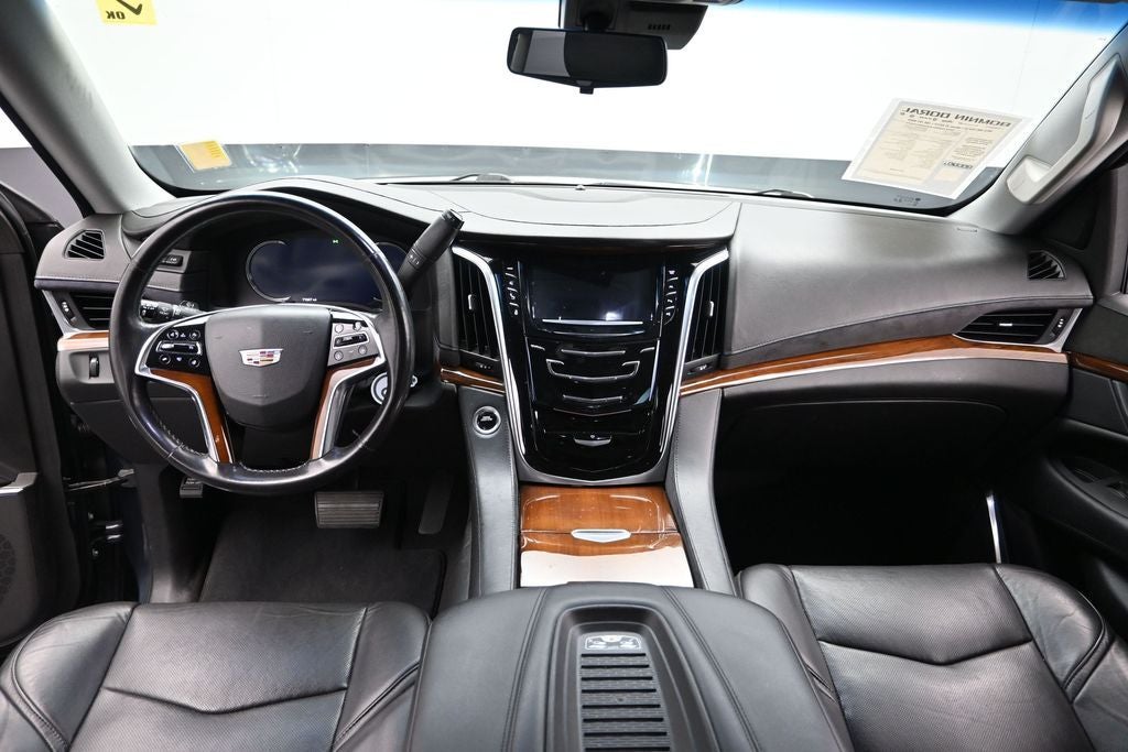 2019 Cadillac Escalade Luxury