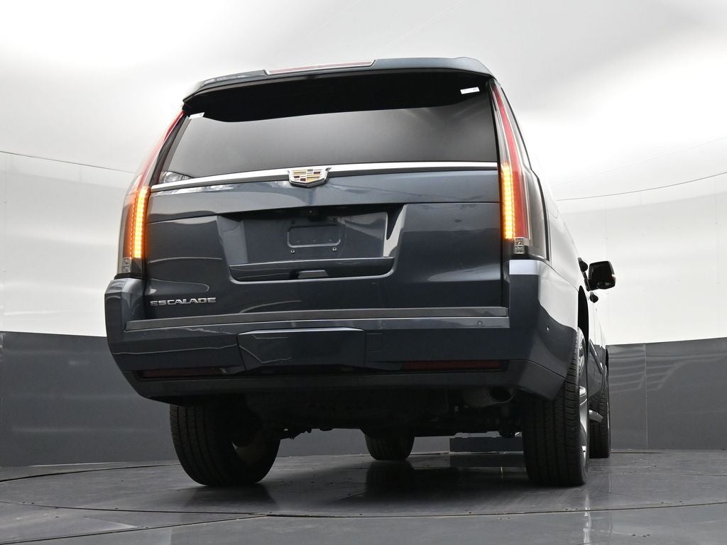 2019 Cadillac Escalade Luxury