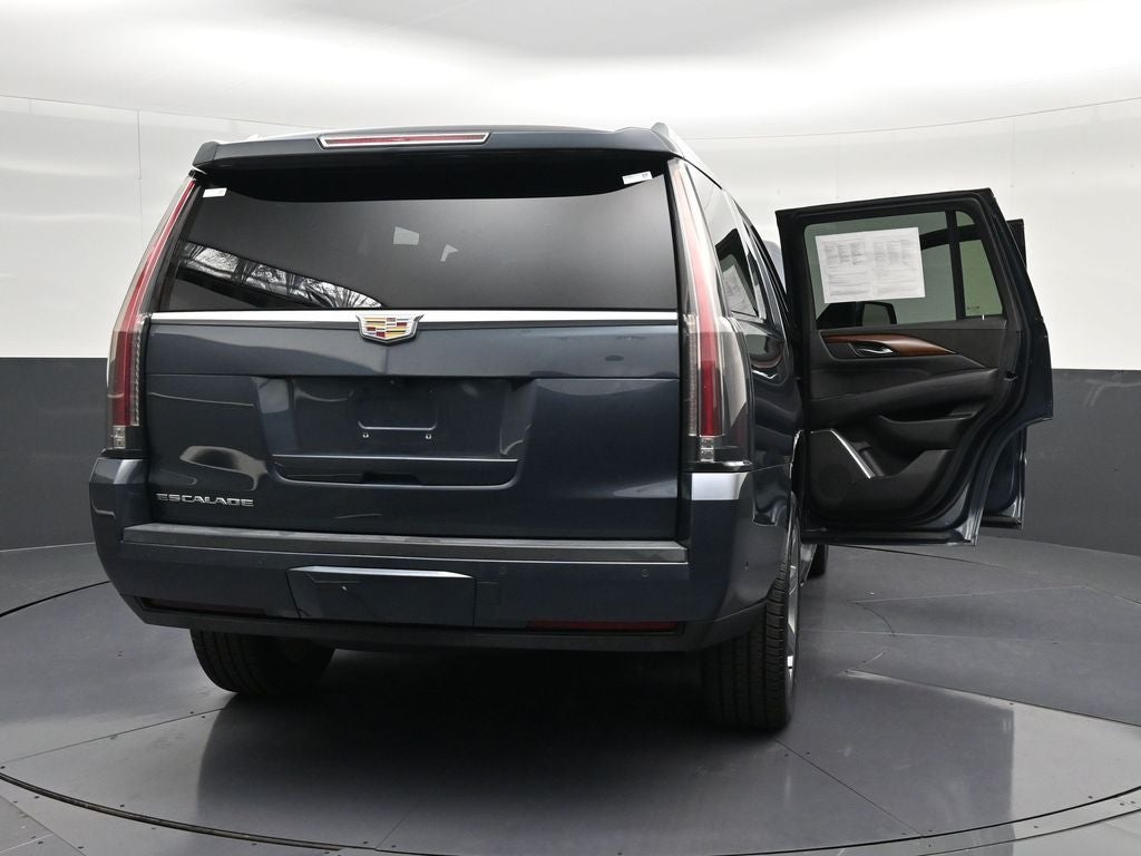 2019 Cadillac Escalade Luxury