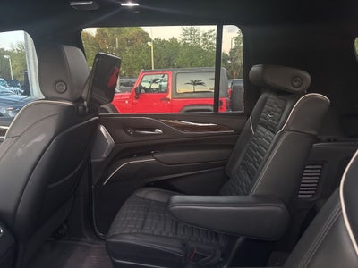 2024 Cadillac Escalade ESV Sport Platinum