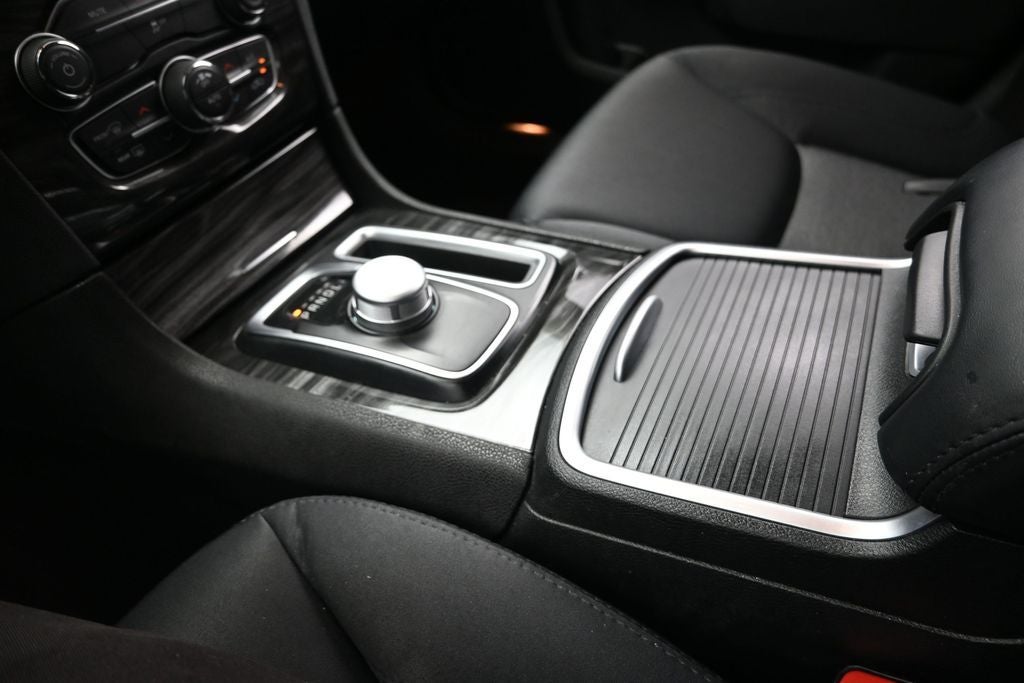 2022 Chrysler 300 Touring