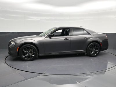 2022 Chrysler 300 Touring