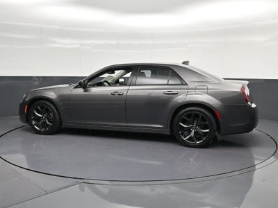 2022 Chrysler 300 Touring