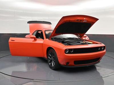 2021 Dodge Challenger SXT