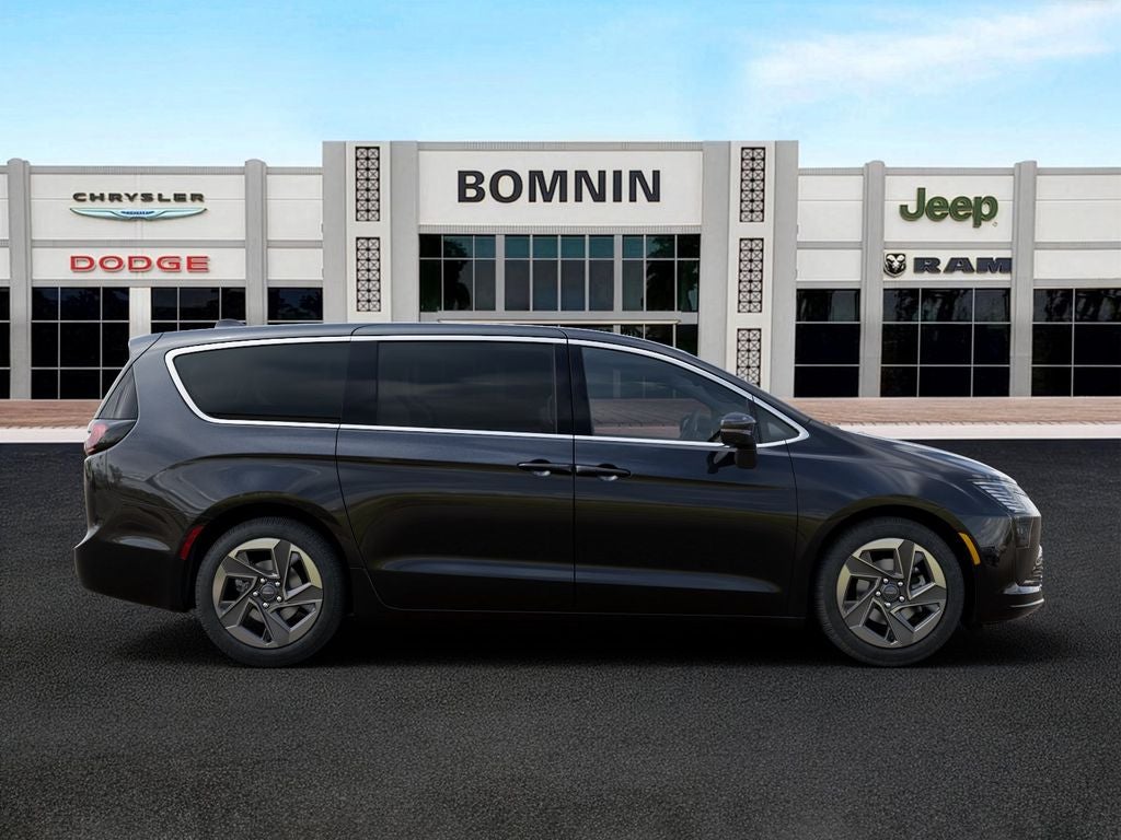 2027 Chrysler Pacifica Limited