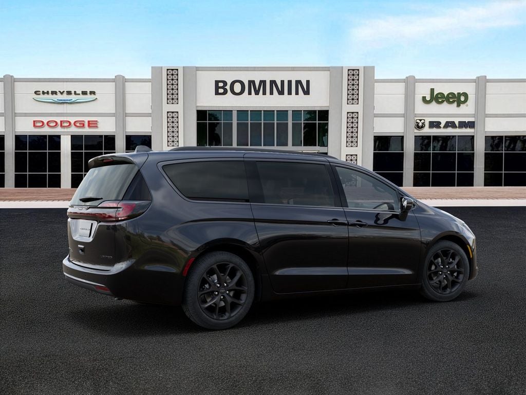 2027 Chrysler Pacifica Limited
