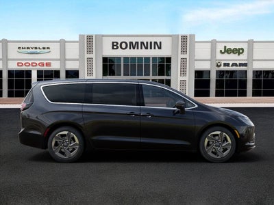 2027 Chrysler Pacifica Limited