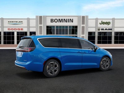 2027 Chrysler Pacifica Limited