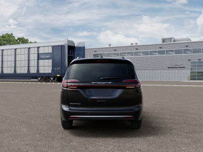 2027 Chrysler Pacifica Pinnacle
