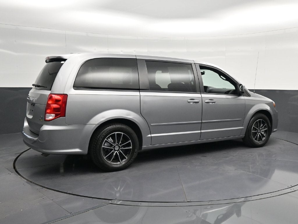 2016 Dodge Grand Caravan R/T