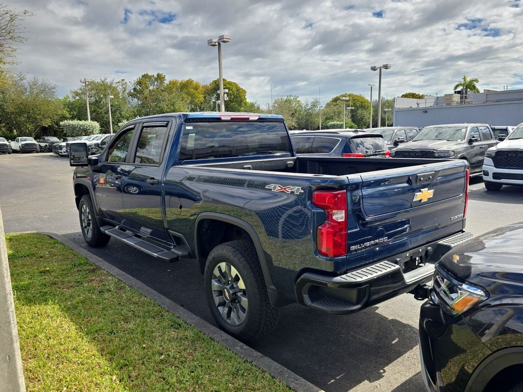 2022 Chevrolet Silverado 2500HD Custom