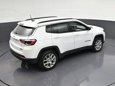 2024 Jeep Compass Latitude Lux