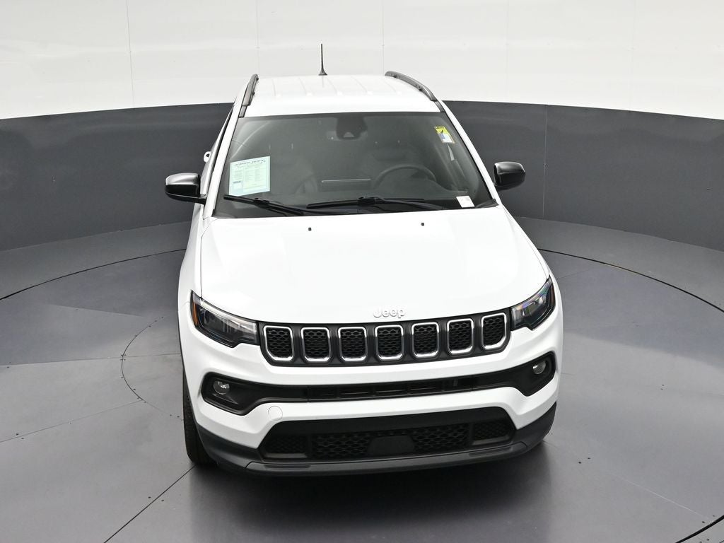 2024 Jeep Compass Latitude Lux