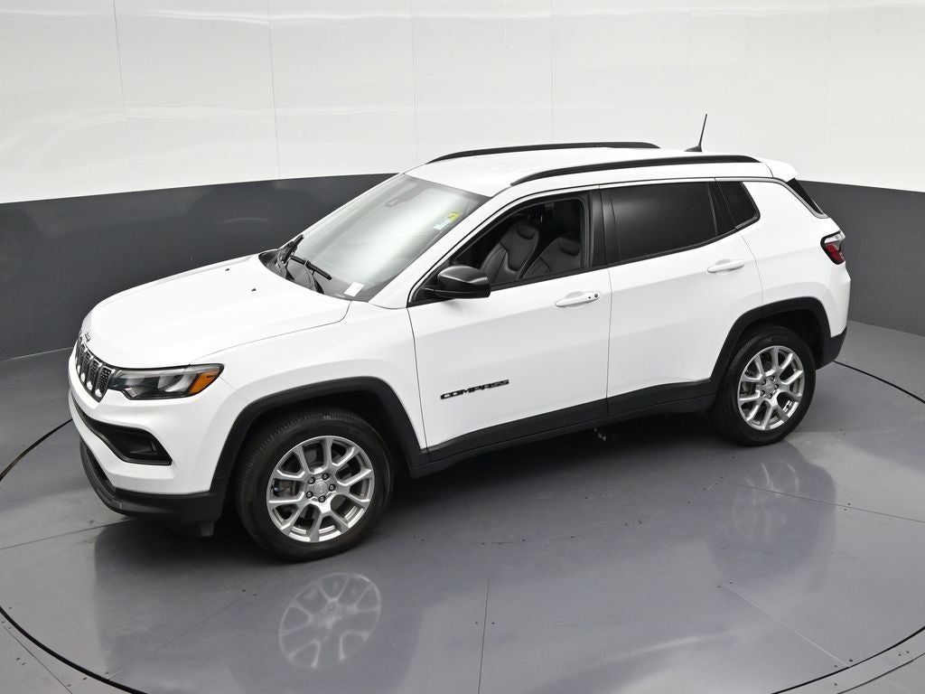 2024 Jeep Compass Latitude Lux