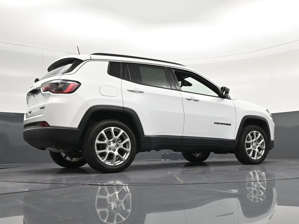 2024 Jeep Compass Latitude Lux