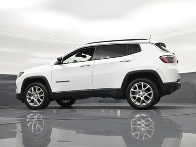 2024 Jeep Compass Latitude Lux