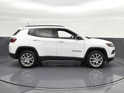 2024 Jeep Compass Latitude Lux