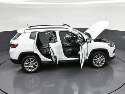 2024 Jeep Compass Latitude Lux