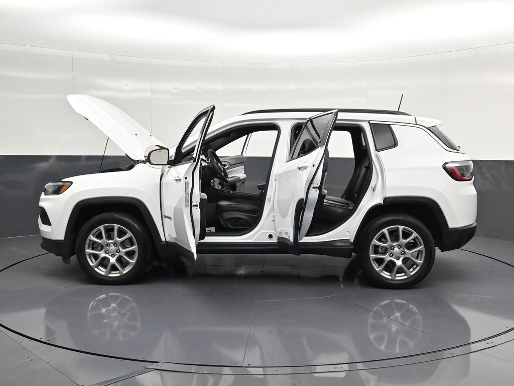 2024 Jeep Compass Latitude Lux