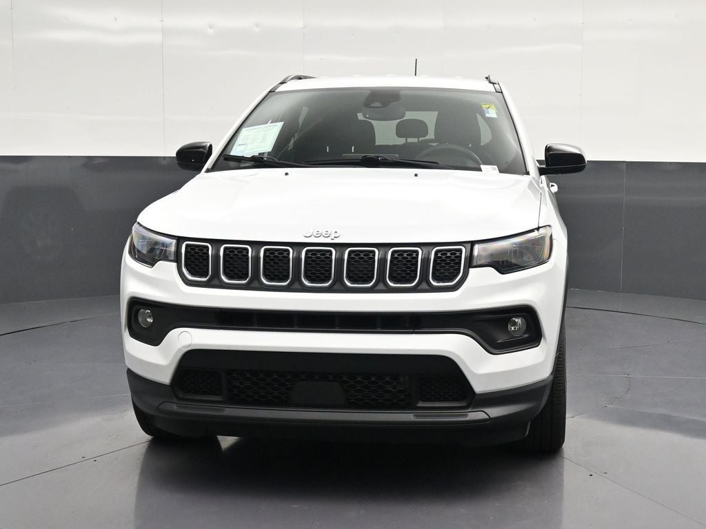 2024 Jeep Compass Latitude Lux