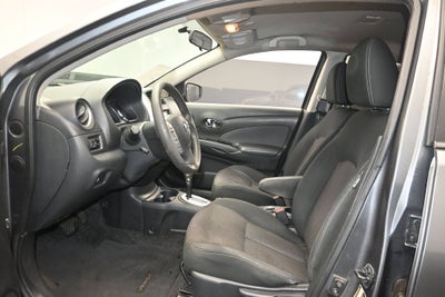 2016 Nissan Versa 1.6 SV