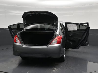 2016 Nissan Versa 1.6 SV
