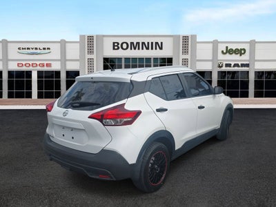 2019 Nissan Kicks S