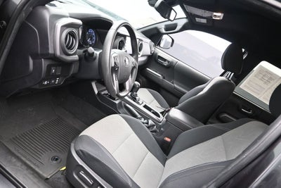 2022 Toyota Tacoma TRD Sport V6