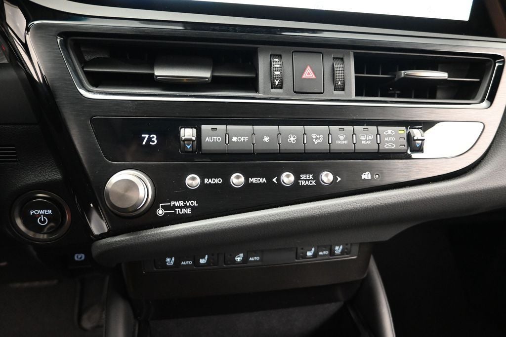 2025 Lexus ES 300h