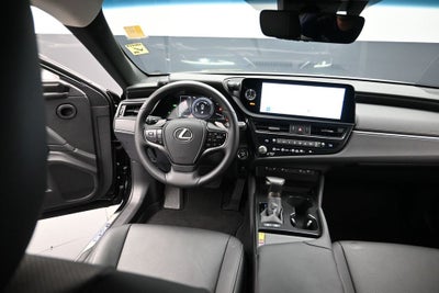2025 Lexus ES 300h