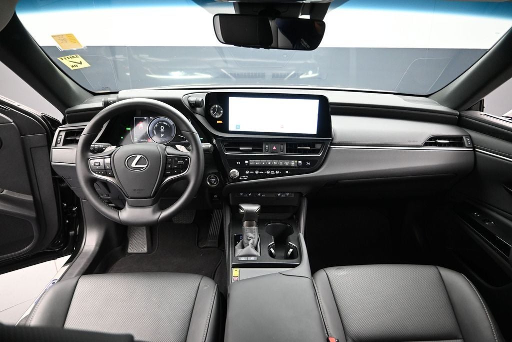 2025 Lexus ES 300h