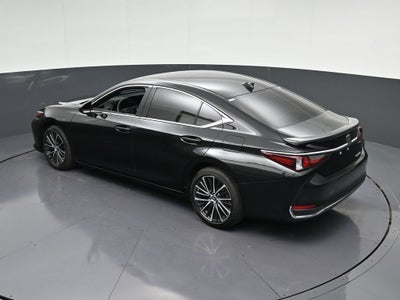 2025 Lexus ES 300h