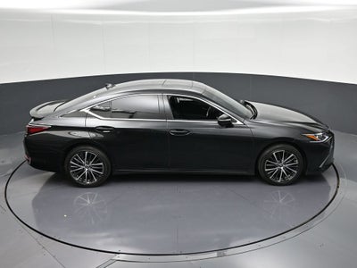 2025 Lexus ES 300h
