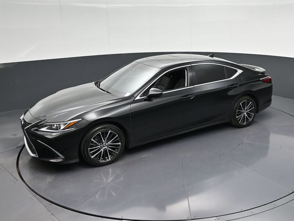 2025 Lexus ES 300h