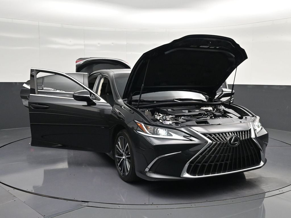 2025 Lexus ES 300h