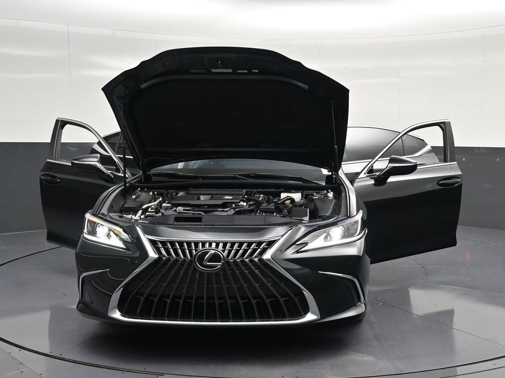 2025 Lexus ES 300h