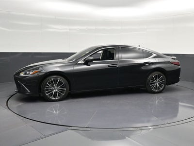 2025 Lexus ES 300h