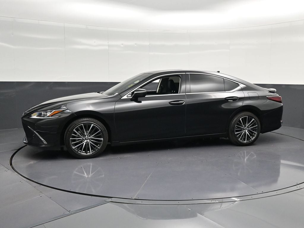 2025 Lexus ES 300h