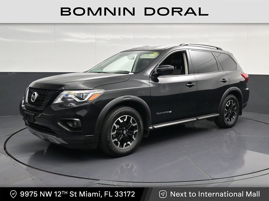 2020 Nissan Pathfinder SV