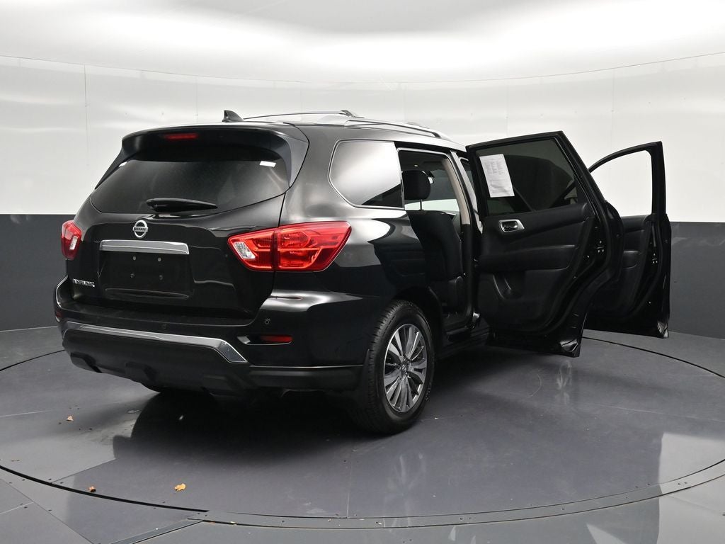 2019 Nissan Pathfinder S