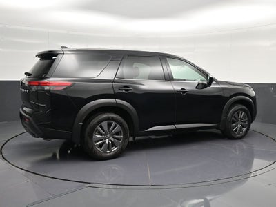 2024 Nissan Pathfinder S