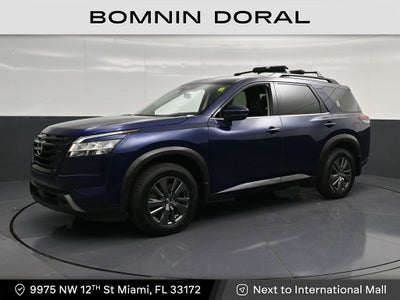 2022 Nissan Pathfinder SV