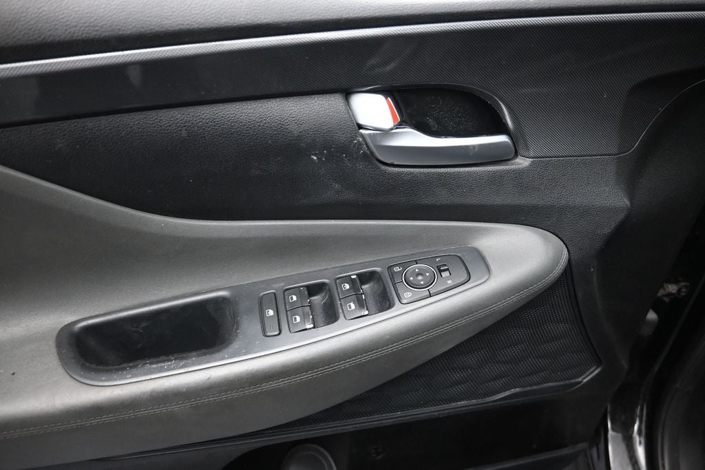 2021 Hyundai Santa Fe SE